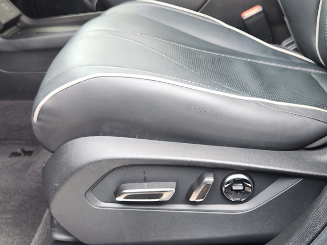 used 2024 Acura RDX car, priced at $45,400