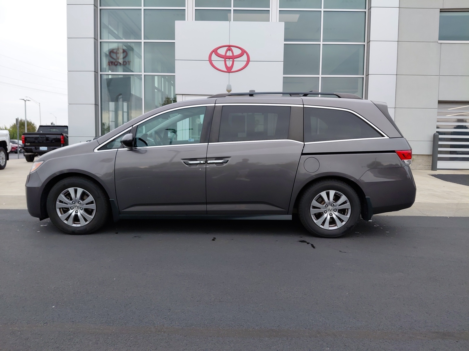 used 2015 Honda Odyssey car, priced at $13,120