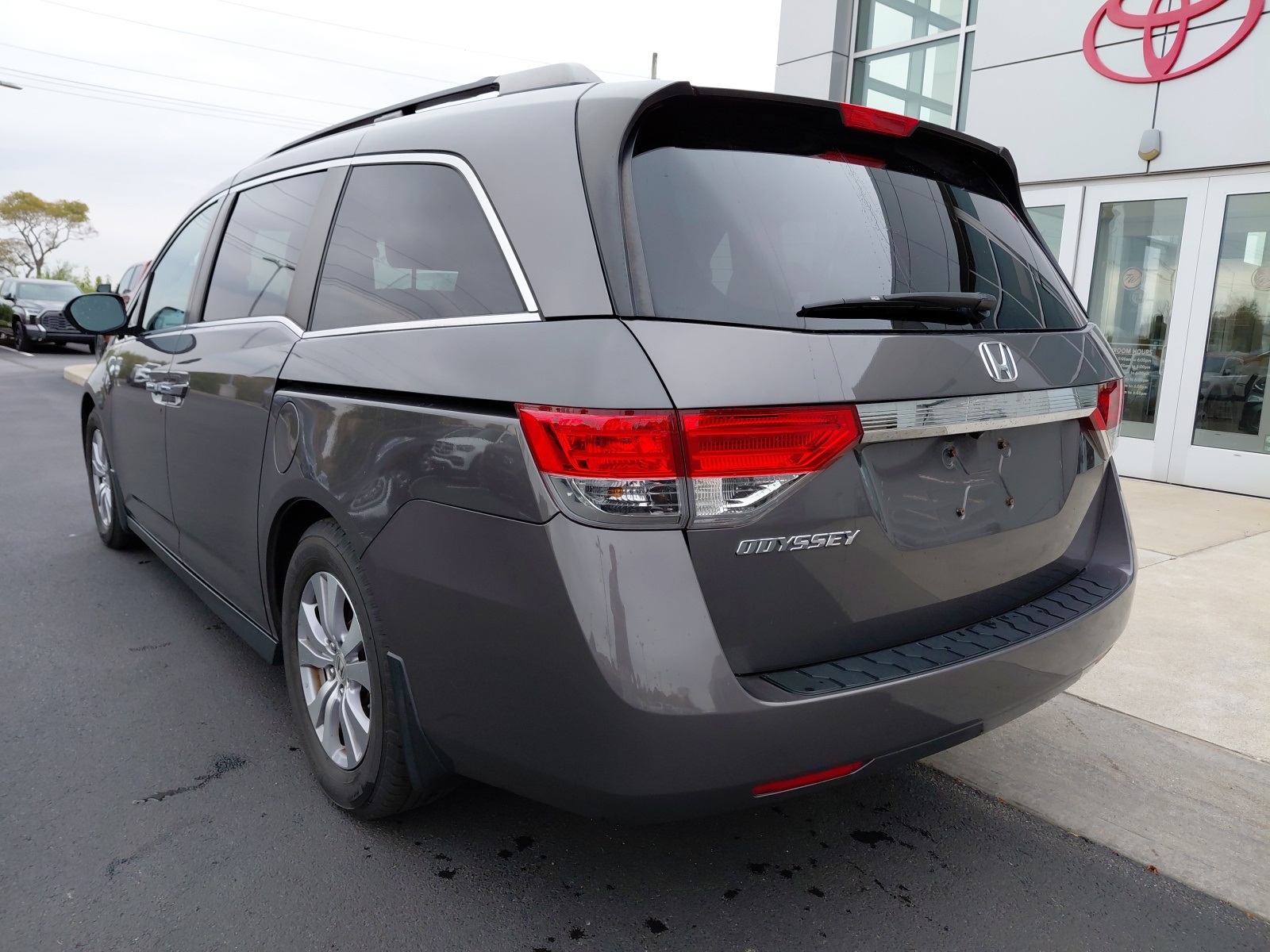 used 2015 Honda Odyssey car, priced at $13,120