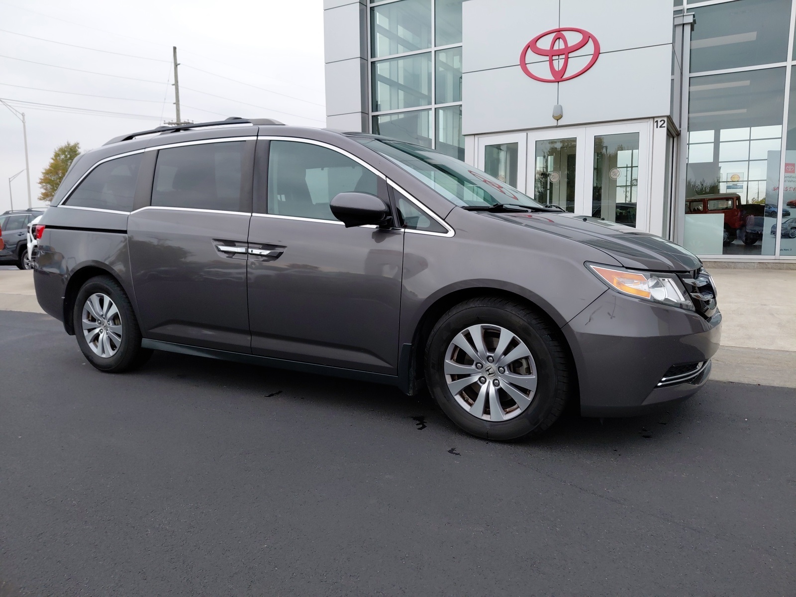 used 2015 Honda Odyssey car, priced at $13,120