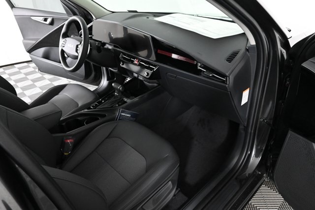 new 2025 Kia Niro car, priced at $32,200