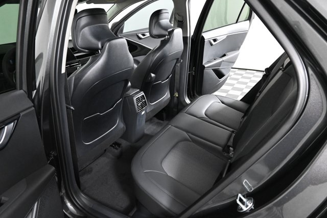 new 2025 Kia Niro car, priced at $32,200