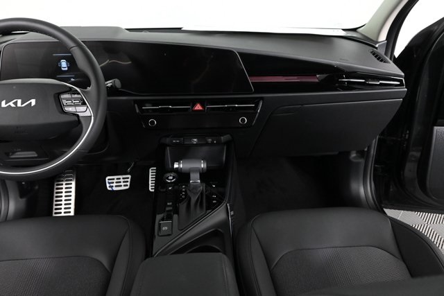 new 2025 Kia Niro car, priced at $32,200