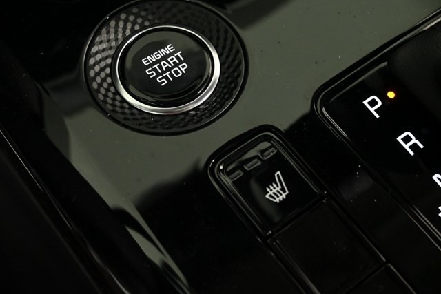 new 2025 Kia Niro car, priced at $32,200