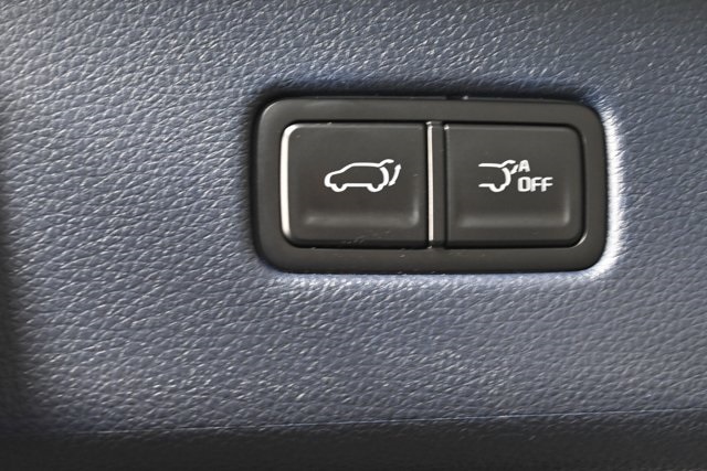 used 2025 Kia Carnival car, priced at $43,655