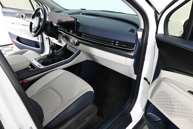 used 2025 Kia Carnival car, priced at $43,655