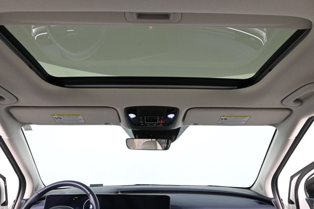 used 2025 Kia Carnival car, priced at $43,655