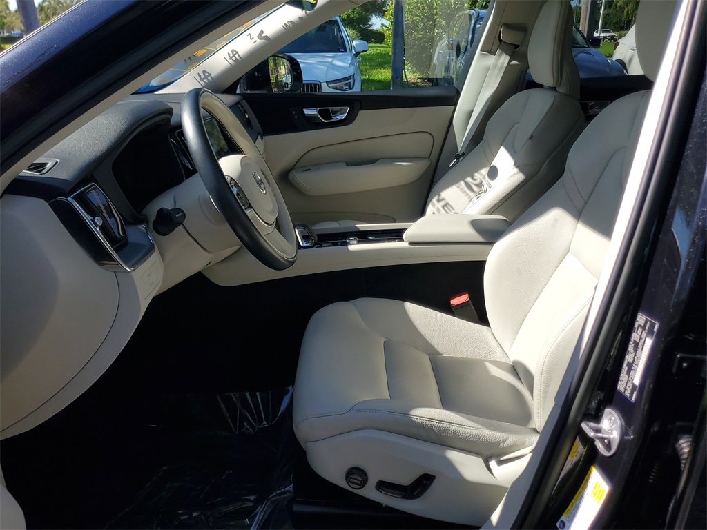 used 2023 Volvo XC60 car, priced at $30,885