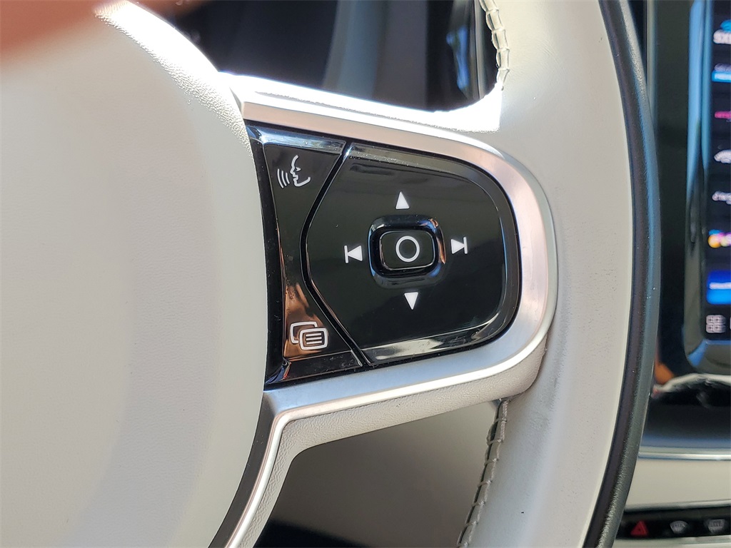 used 2023 Volvo XC60 car, priced at $30,885