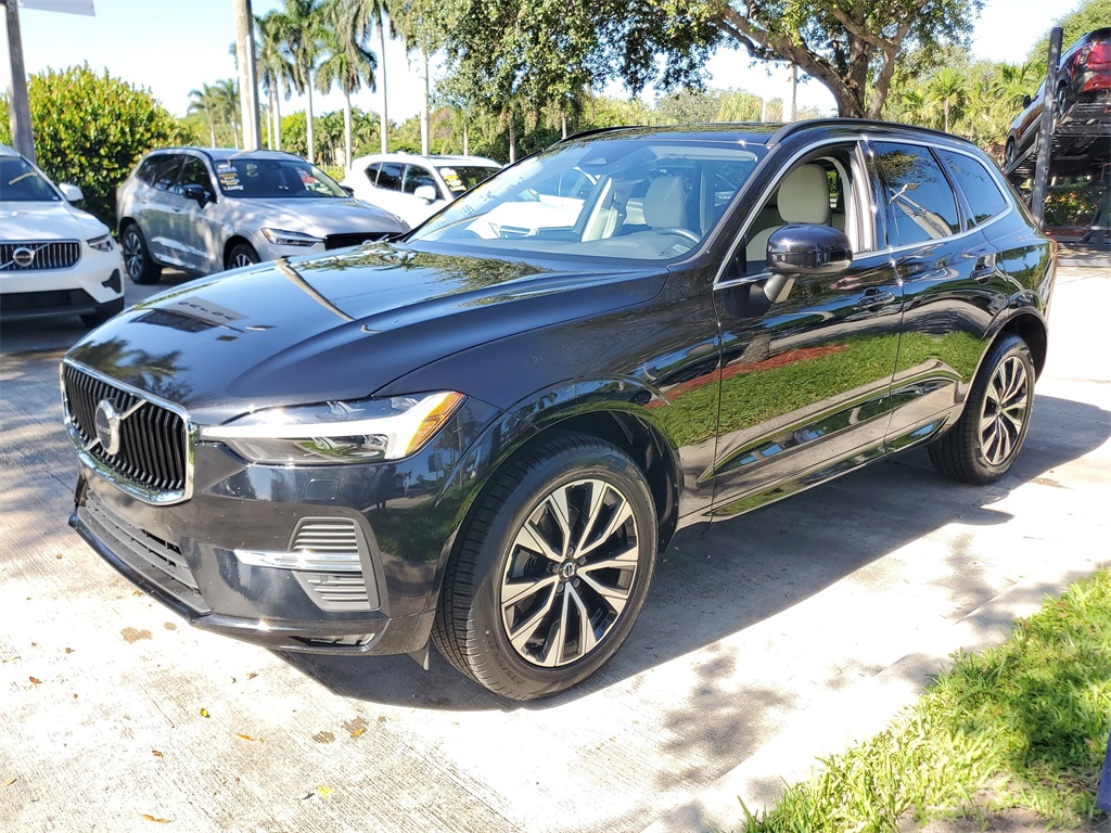 used 2023 Volvo XC60 car, priced at $30,885