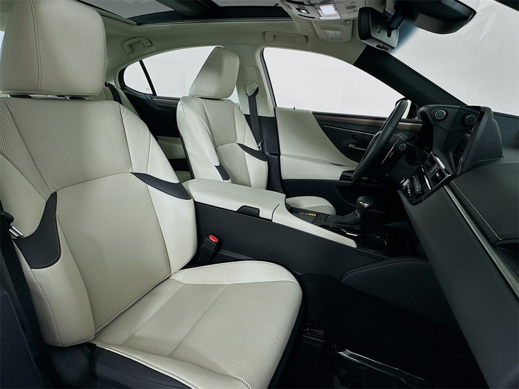 used 2024 Lexus ES car, priced at $42,890
