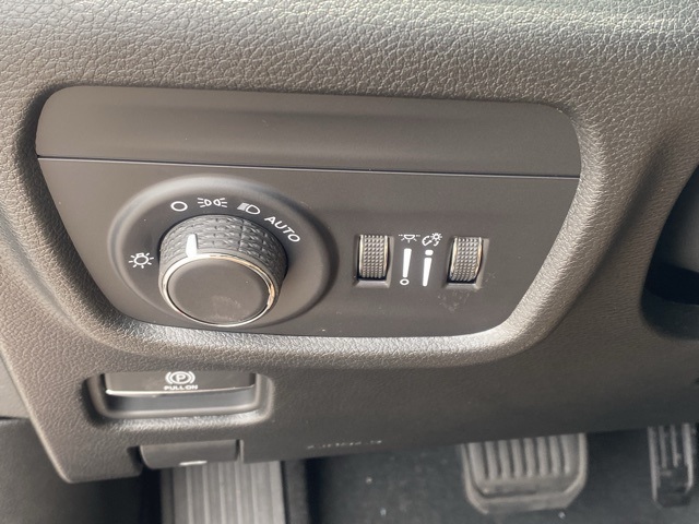 new 2025 Jeep Grand Cherokee car, priced at $36,451