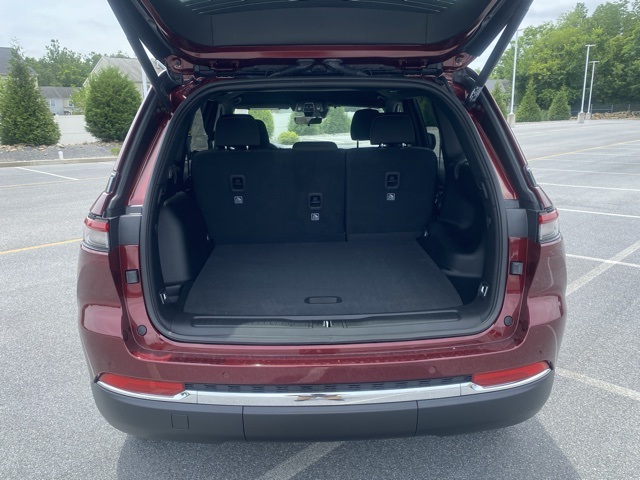 new 2025 Jeep Grand Cherokee car, priced at $36,451