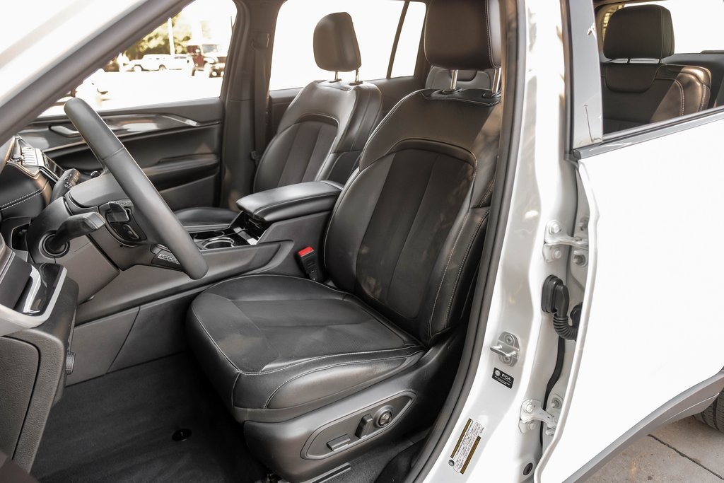 used 2023 Jeep Grand Cherokee L car, priced at $30,466