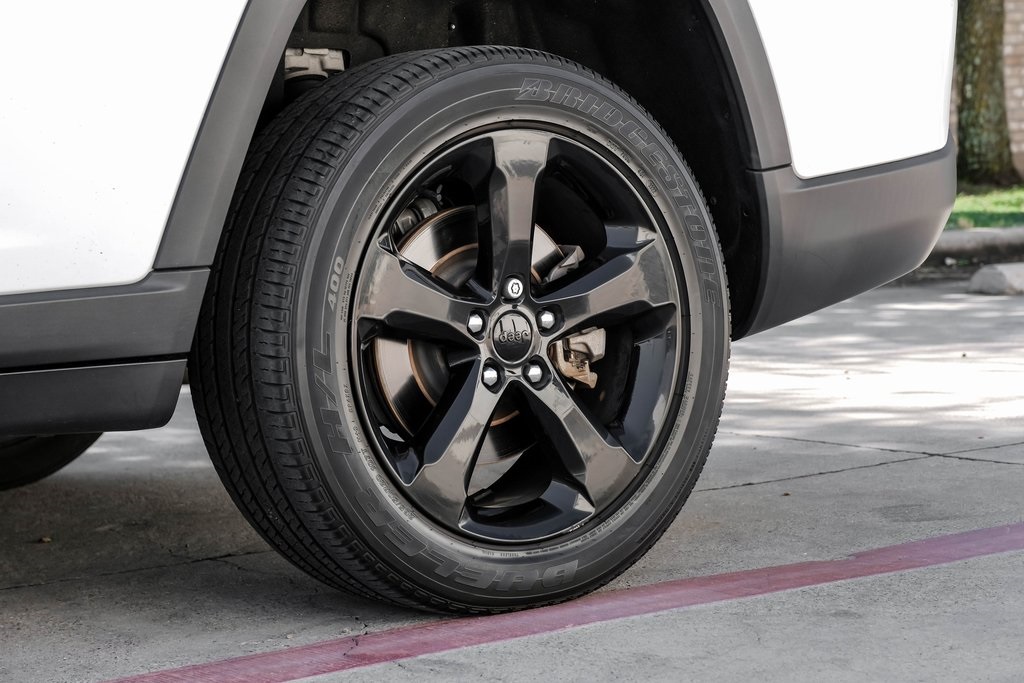 used 2023 Jeep Grand Cherokee L car, priced at $30,466