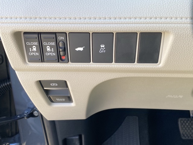 new 2026 Honda Odyssey car, priced at $42,076