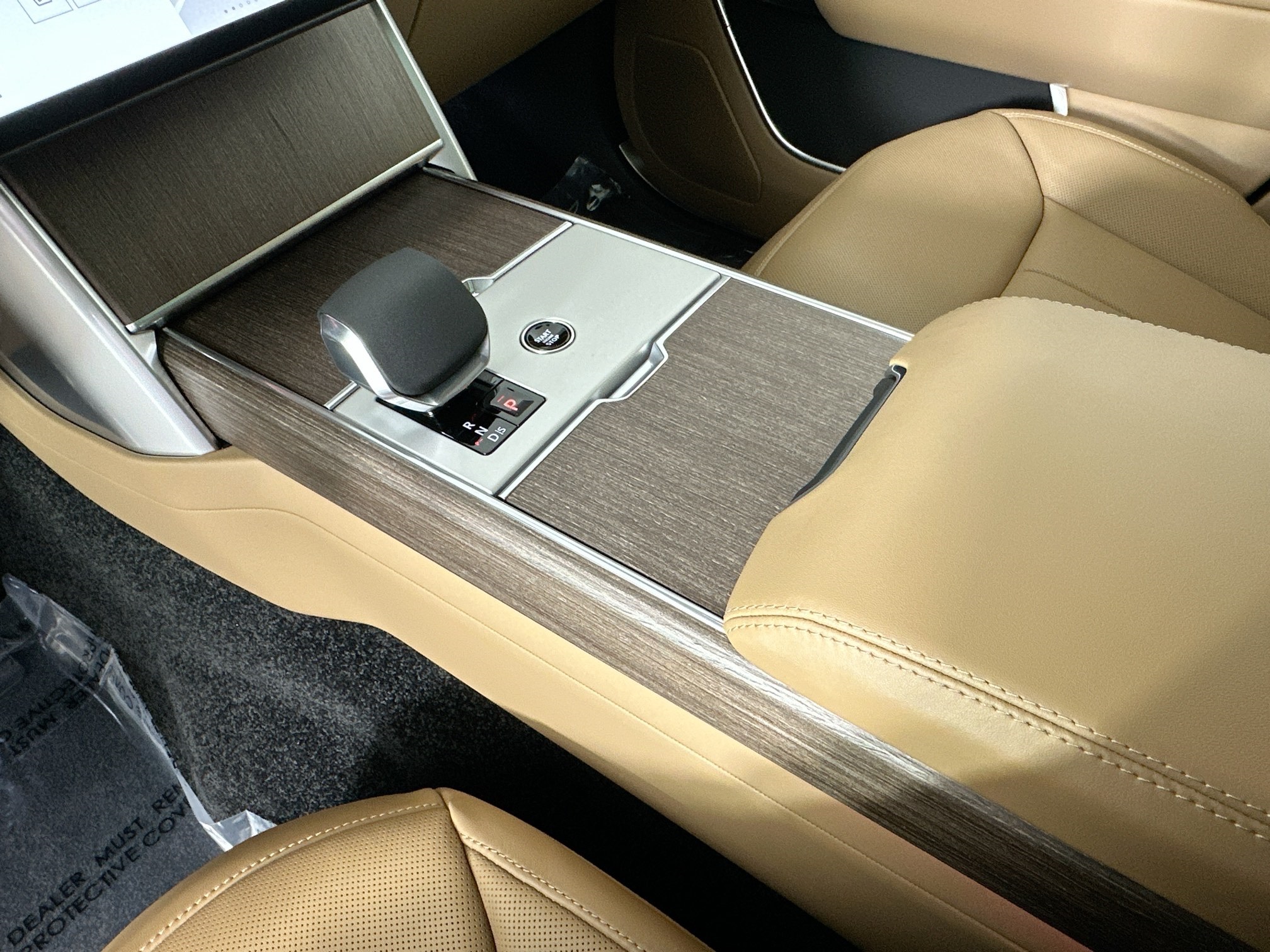 new 2025 Land Rover Range Rover car, priced at $142,130