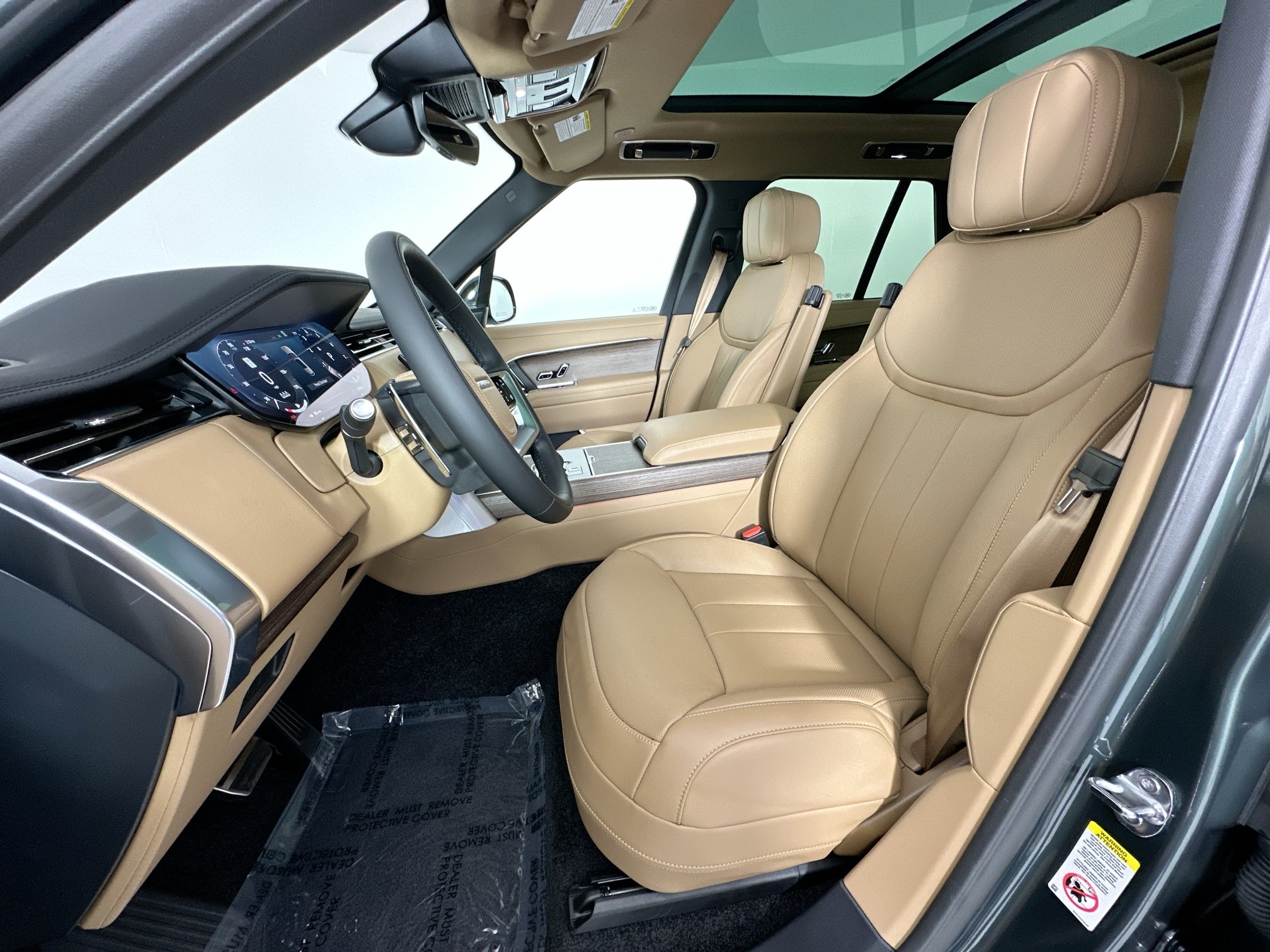 new 2025 Land Rover Range Rover car, priced at $142,130