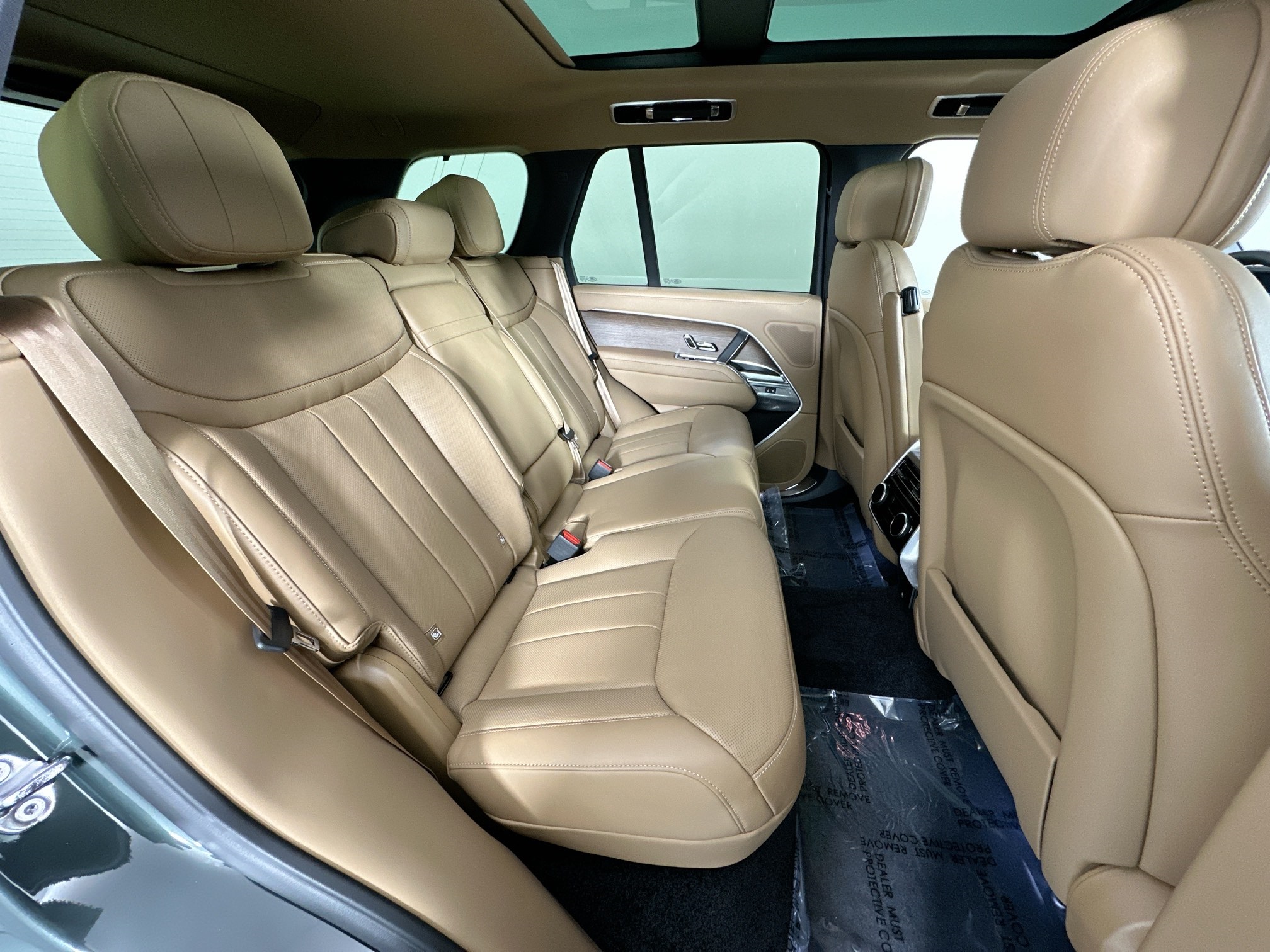 new 2025 Land Rover Range Rover car, priced at $142,130