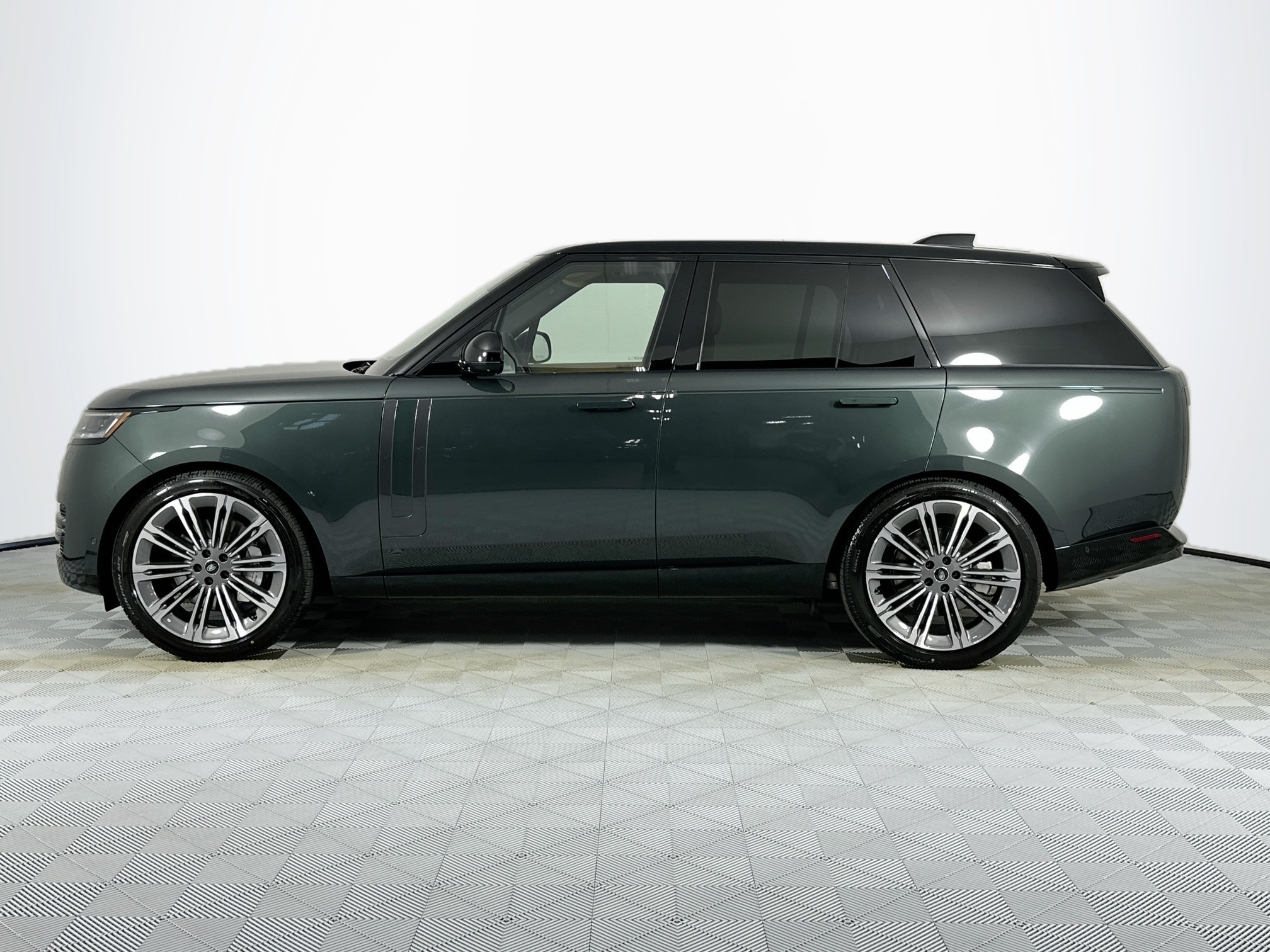 new 2025 Land Rover Range Rover car, priced at $142,130