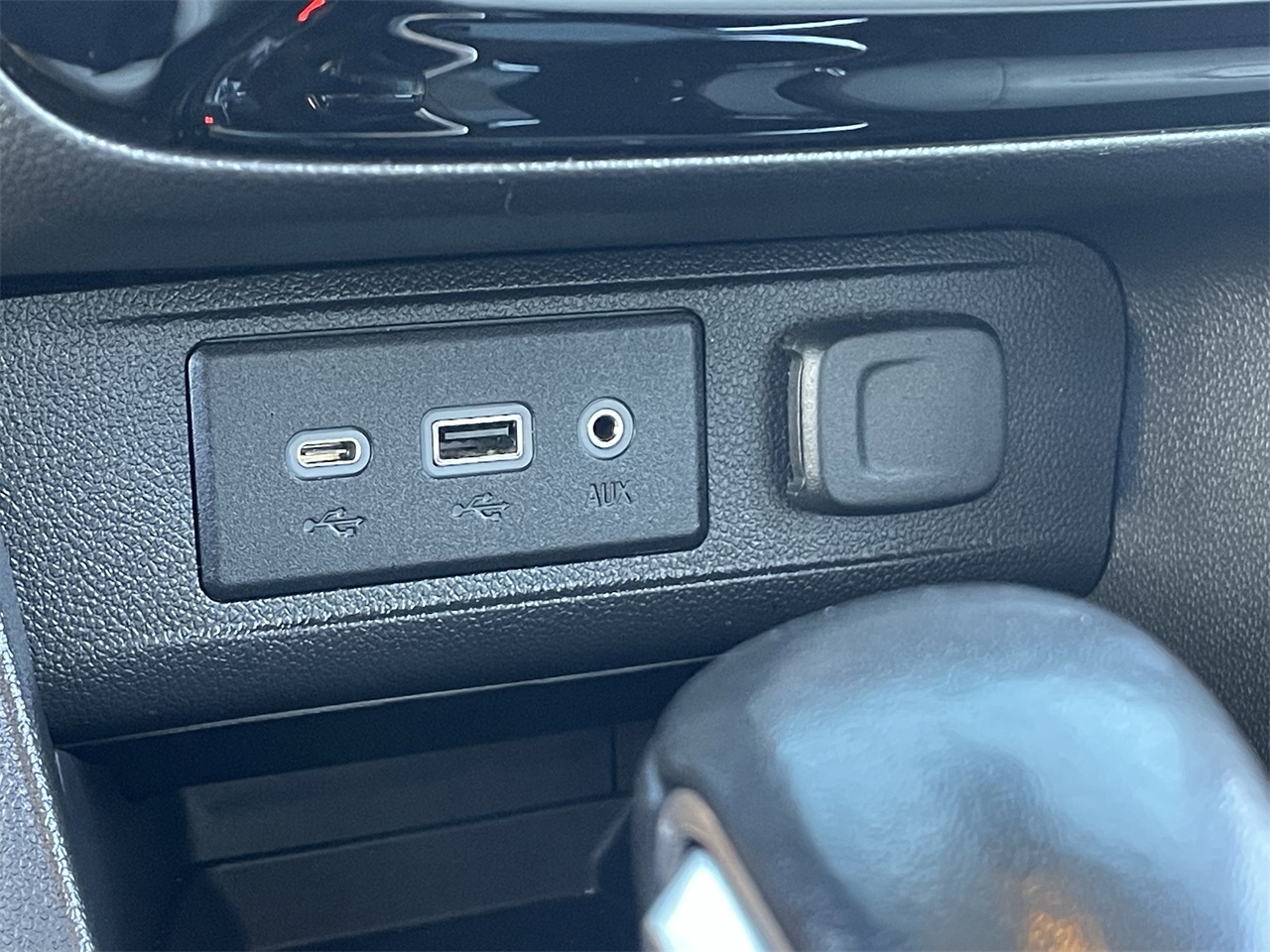 used 2021 Buick Encore GX car, priced at $17,524