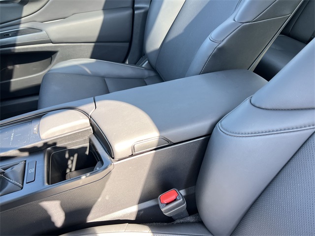 used 2021 Lexus ES car, priced at $35,940