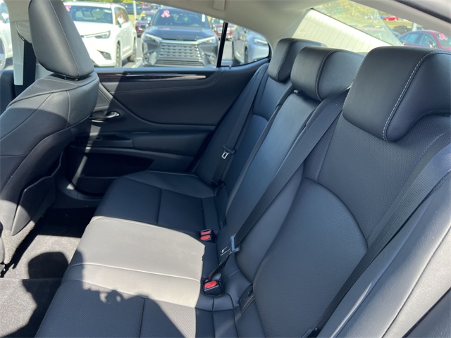 used 2021 Lexus ES car, priced at $35,940