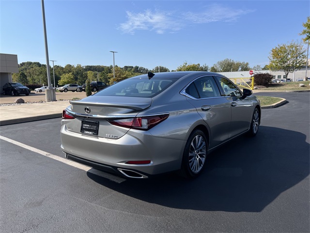 used 2021 Lexus ES car, priced at $35,940