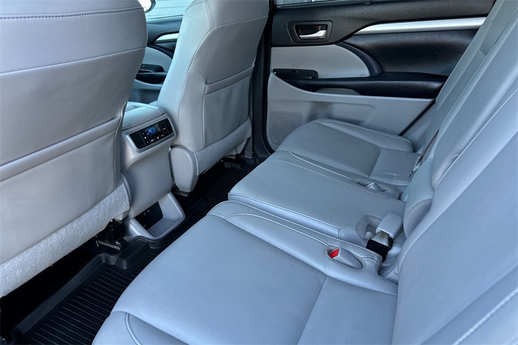 used 2017 Toyota Highlander car, priced at $22,921