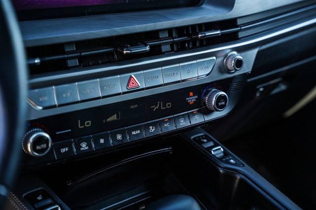 used 2023 Kia Telluride car, priced at $34,892