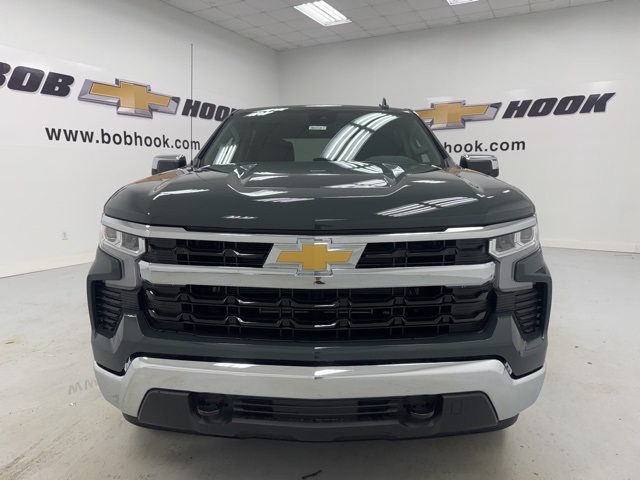 new 2025 Chevrolet Silverado 1500 car, priced at $47,990