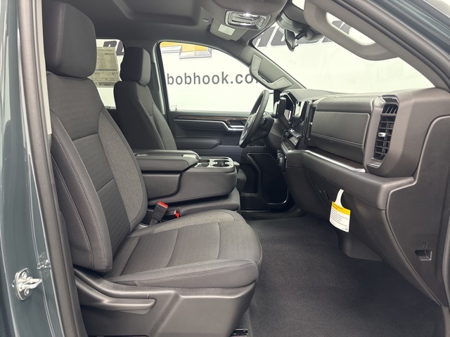 new 2025 Chevrolet Silverado 1500 car, priced at $47,990