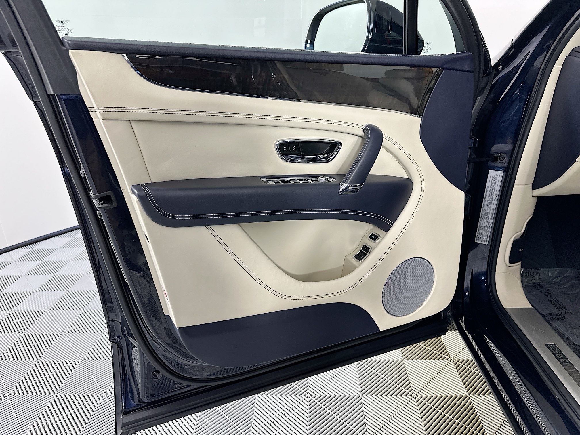 used 2019 Bentley Bentayga car, priced at $84,998