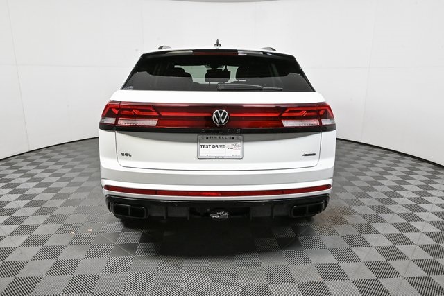 new 2026 Volkswagen Atlas Cross Sport car, priced at $54,567