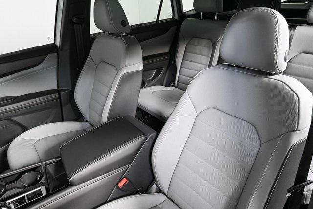 new 2026 Volkswagen Atlas Cross Sport car, priced at $54,567