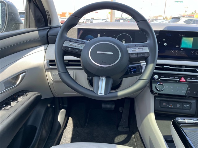 new 2025 Hyundai Tucson Hybrid car, priced at $33,440