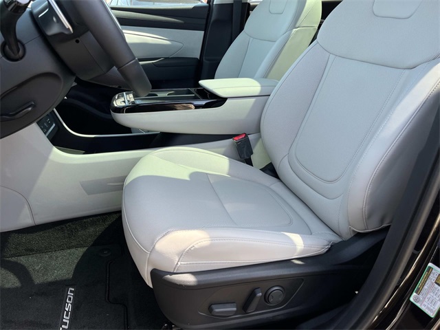 new 2025 Hyundai Tucson Hybrid car, priced at $33,440