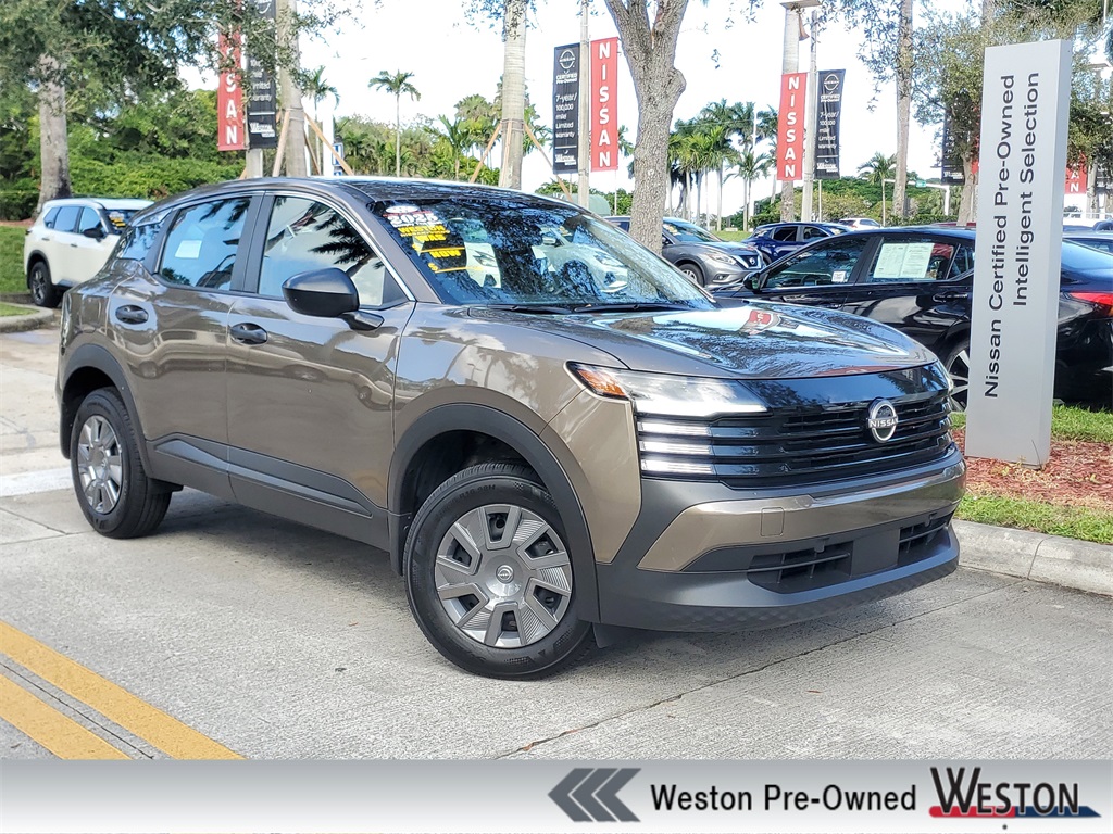 used 2025 Nissan Kicks car
