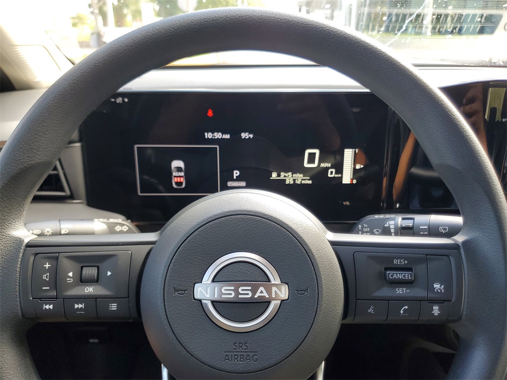used 2025 Nissan Kicks car