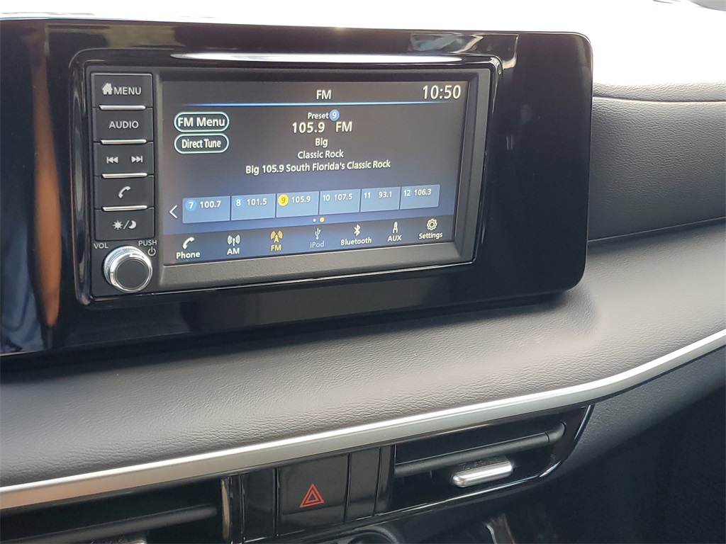 used 2025 Nissan Kicks car