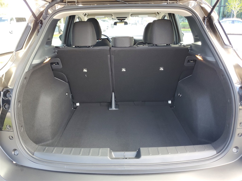 used 2025 Nissan Kicks car