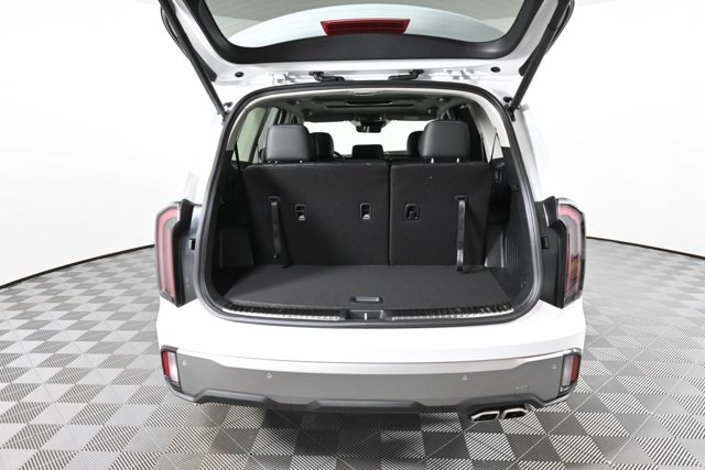 new 2025 Kia Telluride car, priced at $47,277
