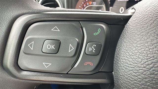 new 2025 Jeep Gladiator car, priced at $46,907