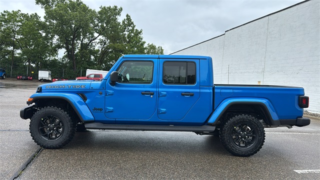 new 2025 Jeep Gladiator car, priced at $46,907
