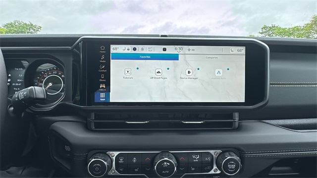 new 2025 Jeep Gladiator car, priced at $46,907