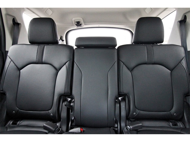 new 2025 Honda Pilot car, priced at $49,008