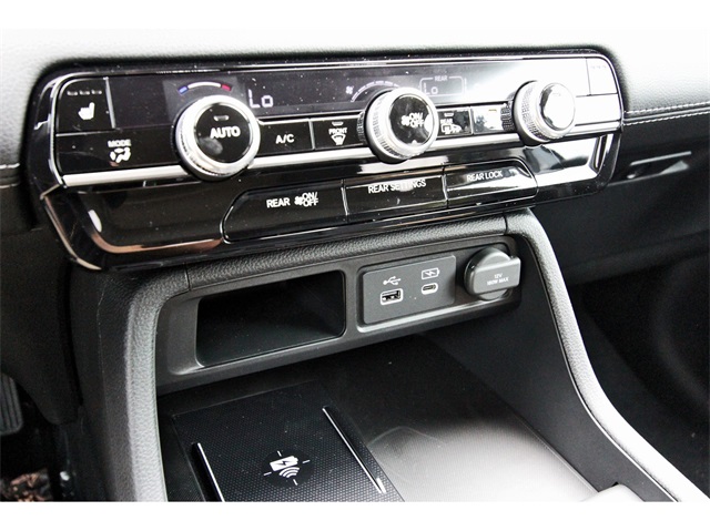 new 2025 Honda Pilot car, priced at $49,008