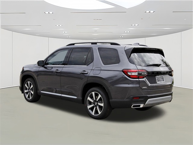 new 2025 Honda Pilot car, priced at $49,008
