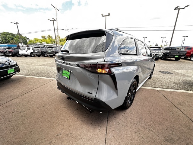new 2025 Toyota Sienna car