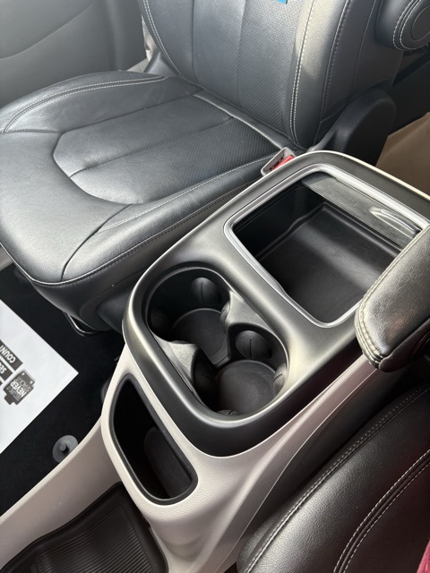 used 2022 Chrysler Pacifica car, priced at $55,903